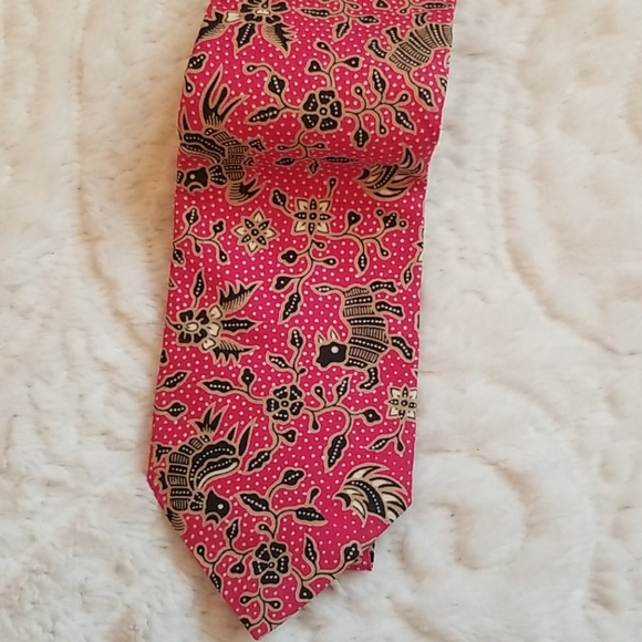 Vintage Batik skinny tie. - Picture 4 of 4